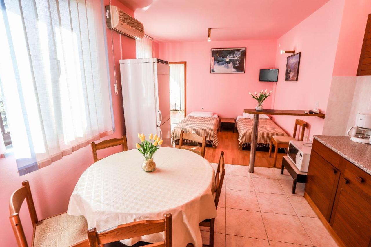 Medulin Riviera Apartments Goran Екстер'єр фото